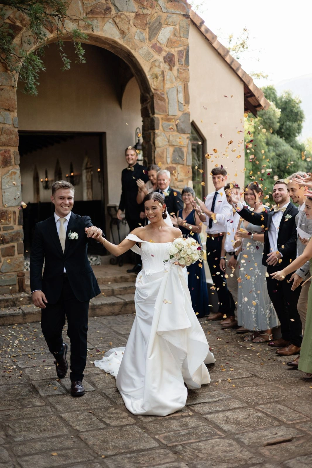 Luxury wedding table styling at Green Leaves Country Estate